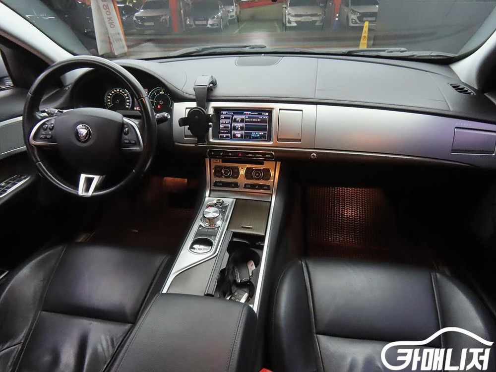 [재규어]뉴XF 2.2 D 럭셔리 #2026년특가--4