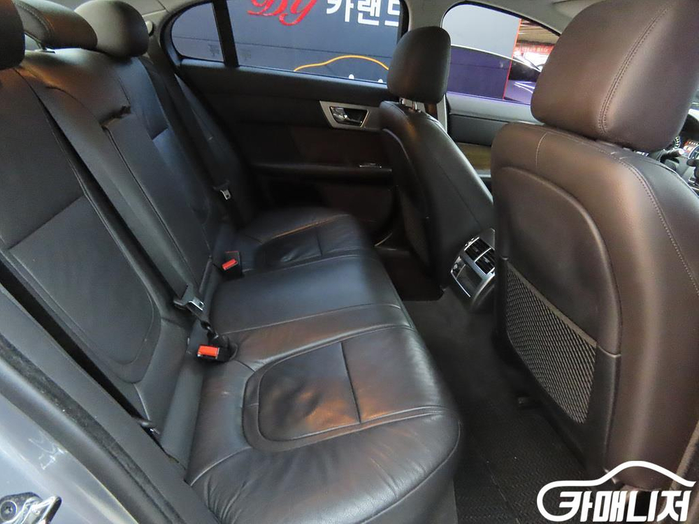 [재규어]뉴XF 2.2 D 럭셔리 #2026년특가--5