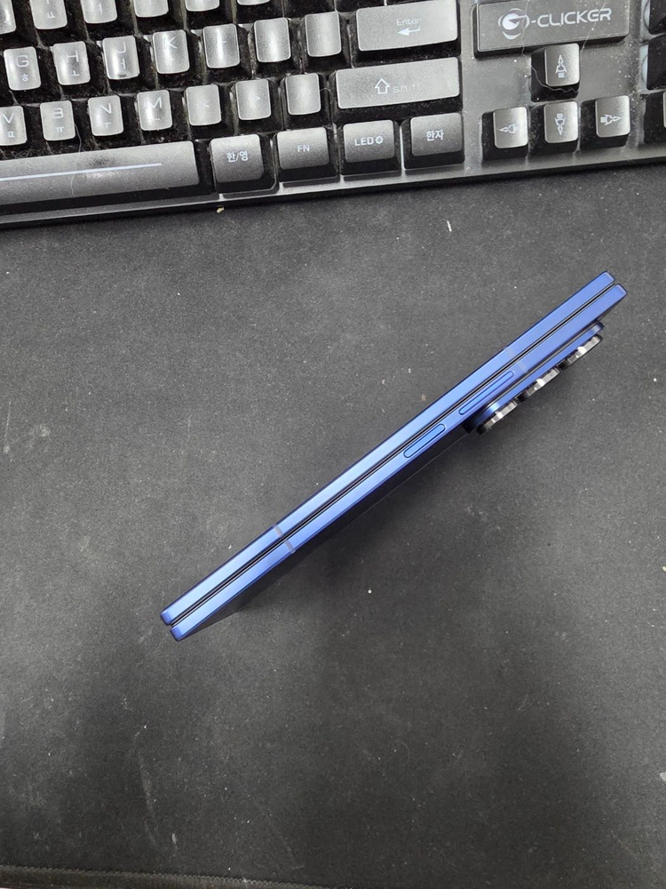 ◆특가◆갤럭시Z폴드7 256G SS급 네이비 157만--5