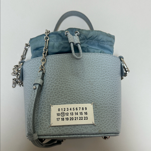 메종 마르지엘라 5AC 버킷백 스몰 하늘색