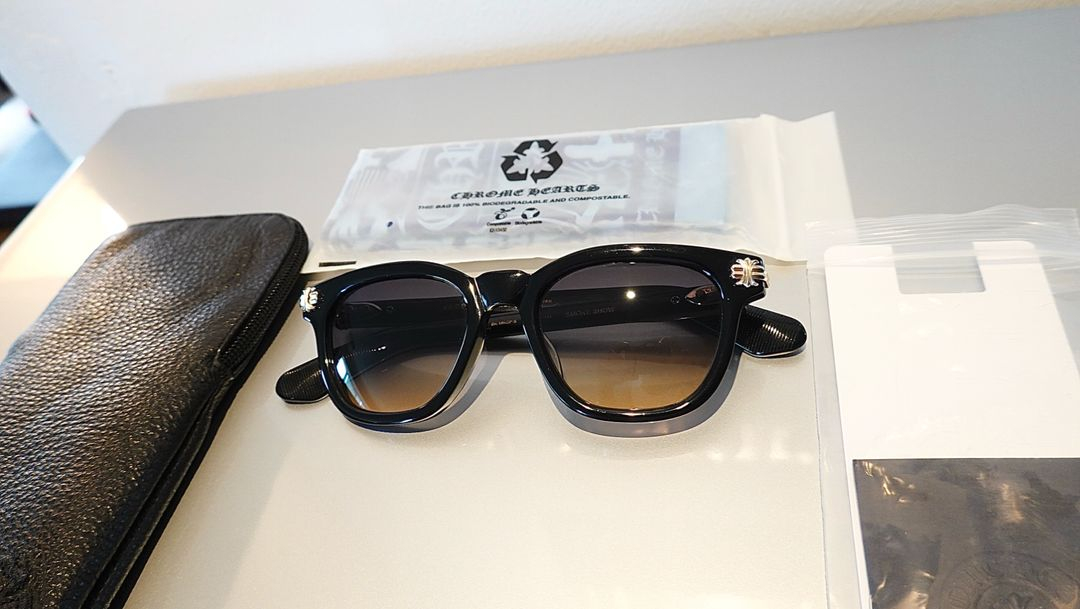 크롬하츠 스모크쇼 선글라스 bk-18kGP-S 이미지