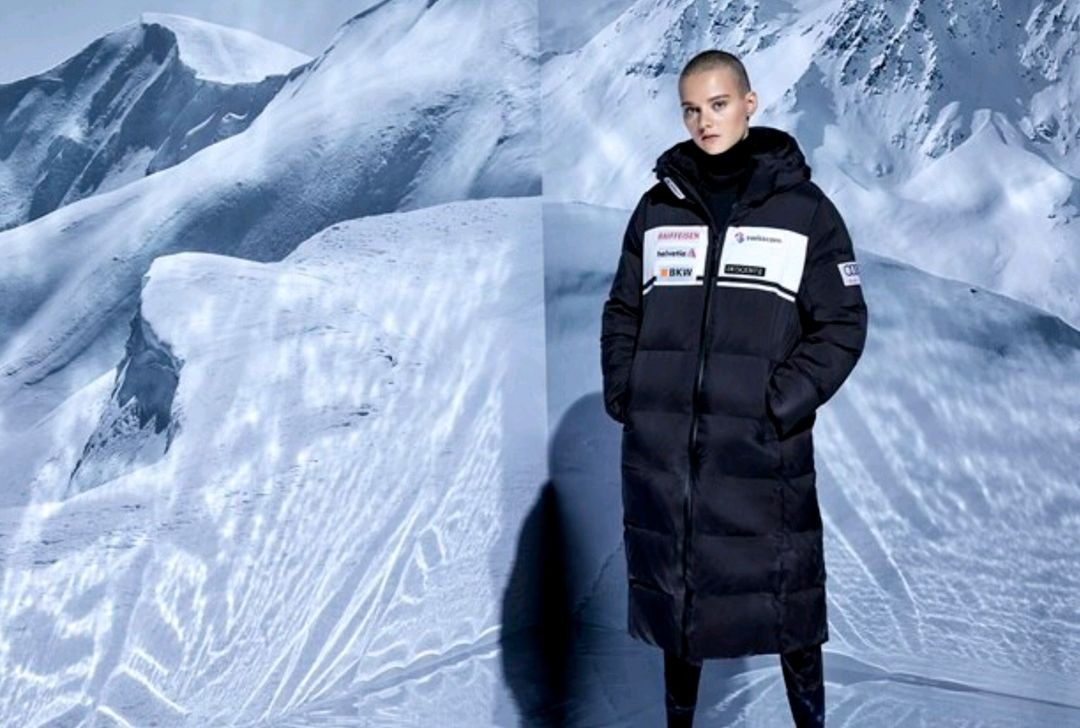 데상트 아우디 롱패딩팔아요(90)--9