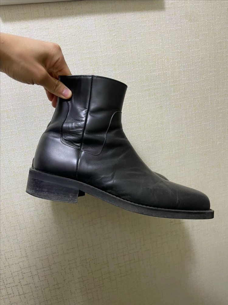 로맨틱무브 스퀘어토 집업부츠 이미지
