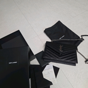 생로랑 엔벨로프 미니가방