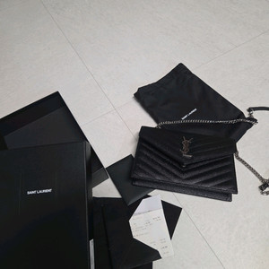 생로랑 엔벨로프 미니가방
