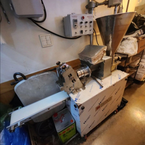 만두자동화기계 이미지