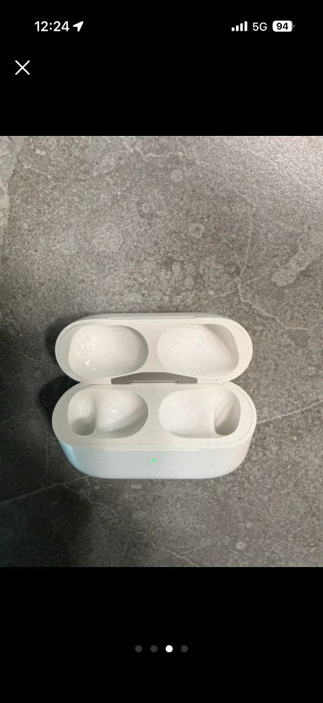 애플 에어팟 프로 2세대 MagSafe 충전 케이스--2