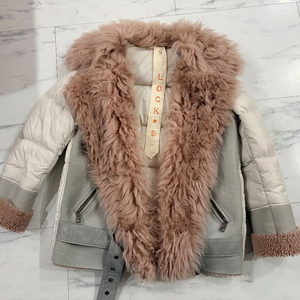 사바티에 리얼 무스탕