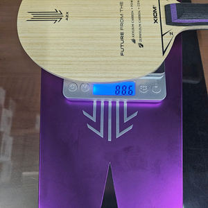 엑시옴 정영식 아이스크림AZX FL그립 판매합니다.