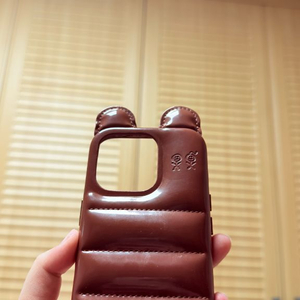 어반소피스티케이션 아이폰16pro 곰돌이 케이스 이미지