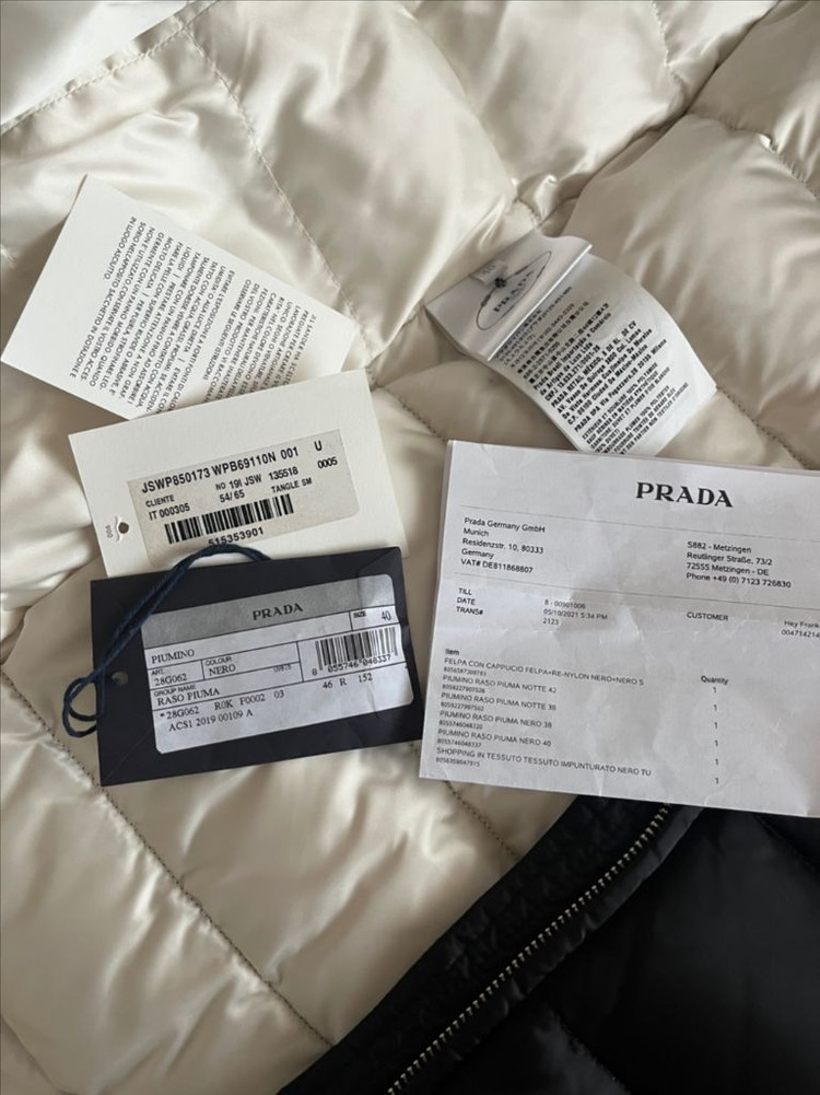 프라다 패딩--3