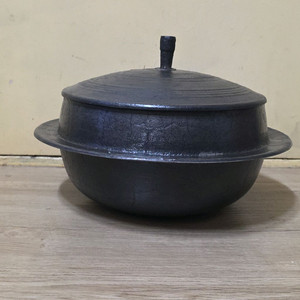 브랜드. 운틴주물의 고급 옛 주물 솥