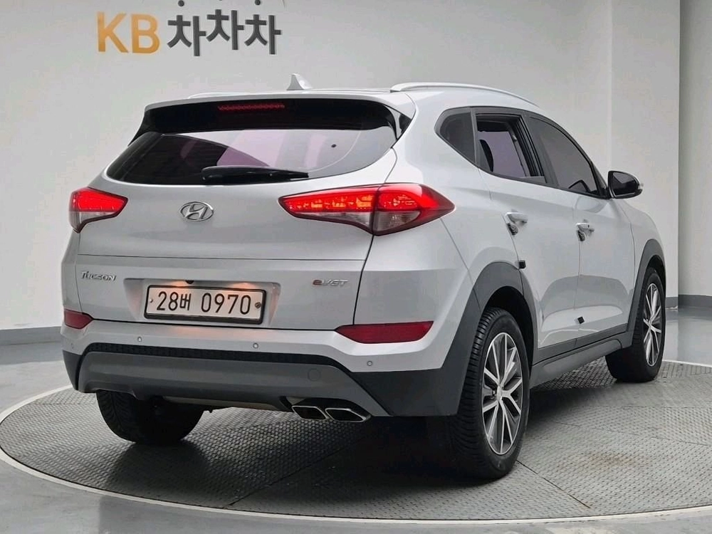 올뉴투싼 2.0 디젤 프리미엄 이미지
