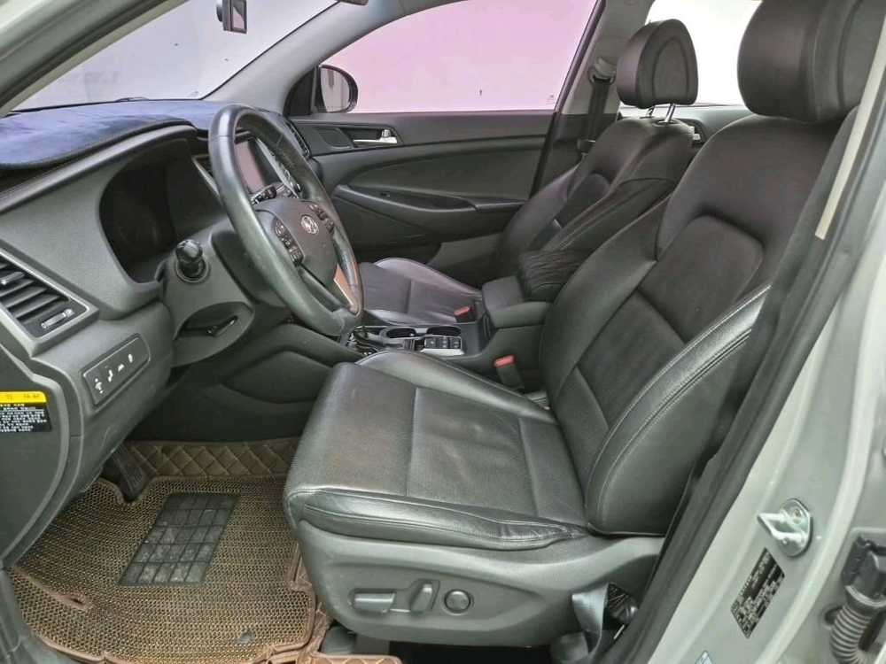 올뉴투싼 2.0 디젤 프리미엄--6