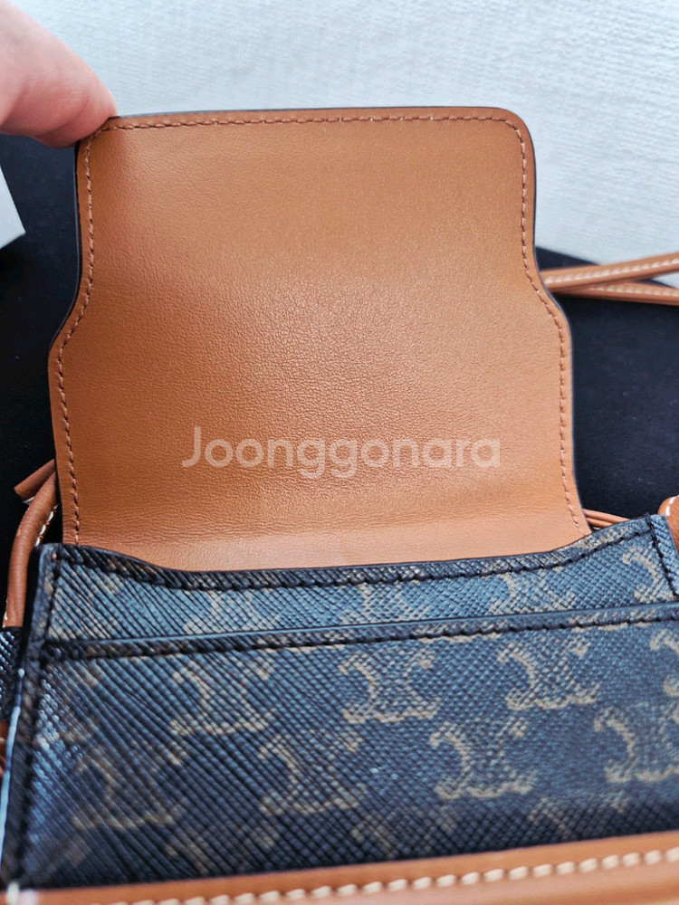 셀린느 폰파우치 플랩 크로스백--6