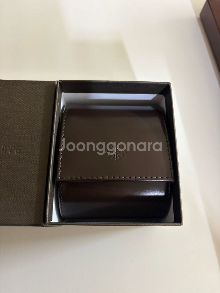 파텍필립 칼라트라바 5120G--2