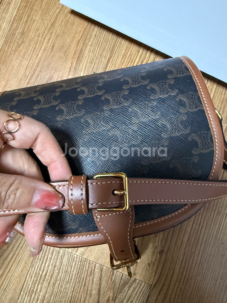 셀린느 풀코백 미디엄--3