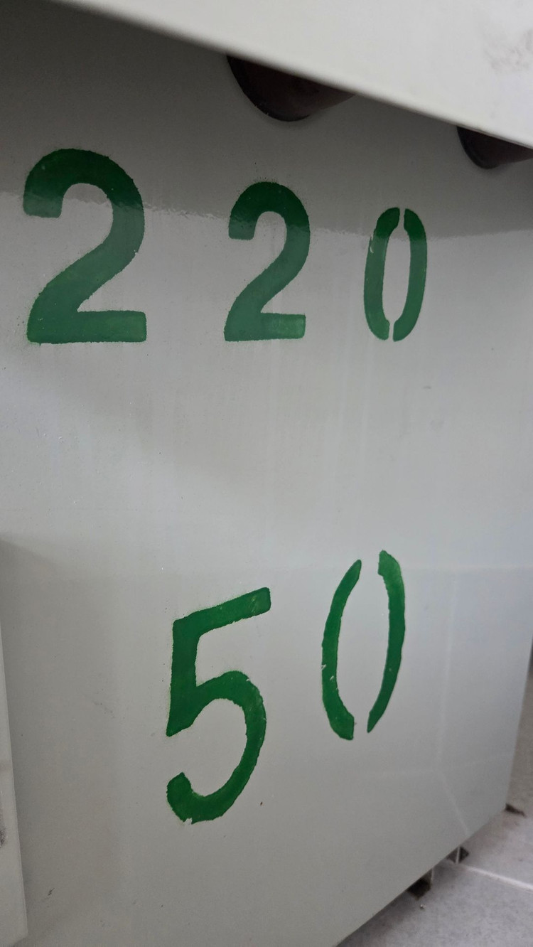 다운 트렌스 380v에서 220v 다운--4