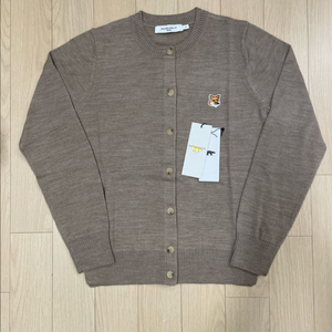 [거의 새제품] 메종키츠네 싱글폭스 가디건 여자 베이지 M 택포 18.5