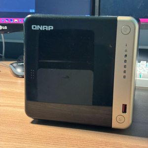 NAS Qnap ts464 8G 4베이 2.5gx2