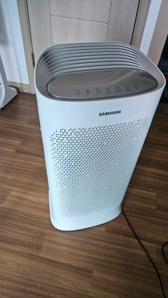 삼성 공기청정기 AX60M5550WFD 새필터 장착 이미지