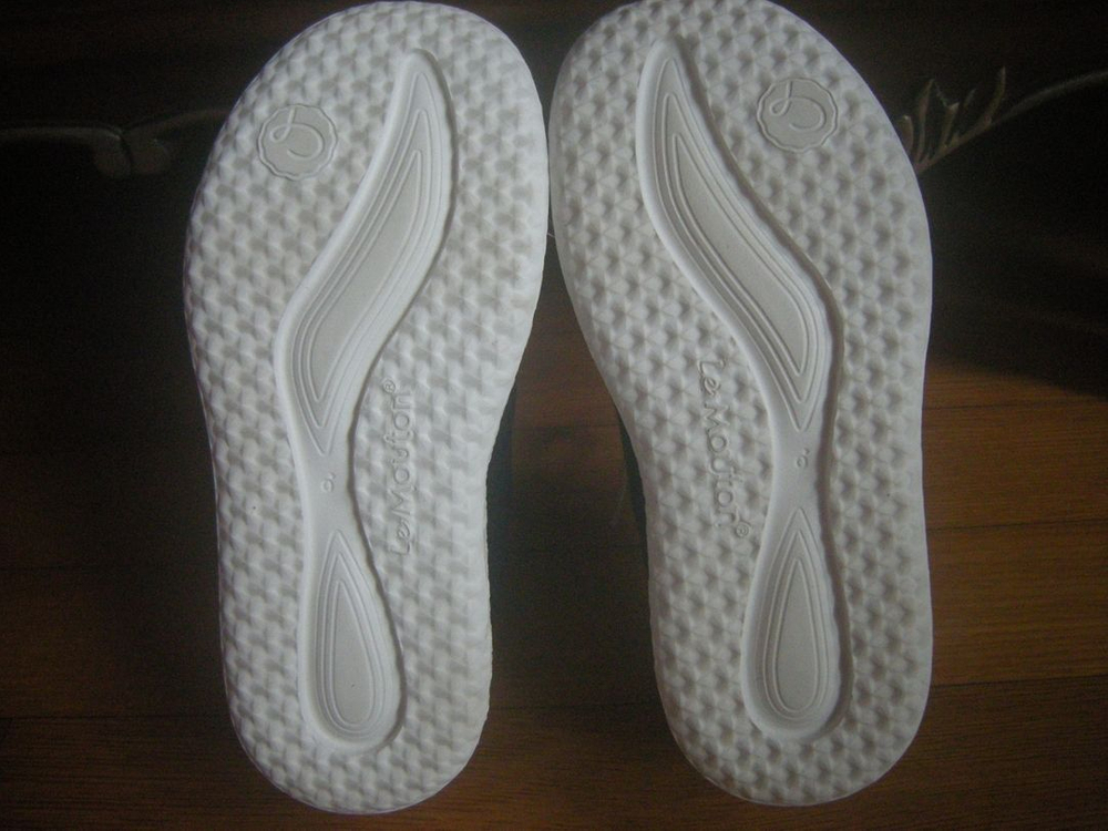 르무통운동화225사이즈+폴리아고급 쳔연가죽털슈즈225사이즈/나이키 아디다스 노스페이스 러닝조깅헬스캠핑배낭아이폰 이미지