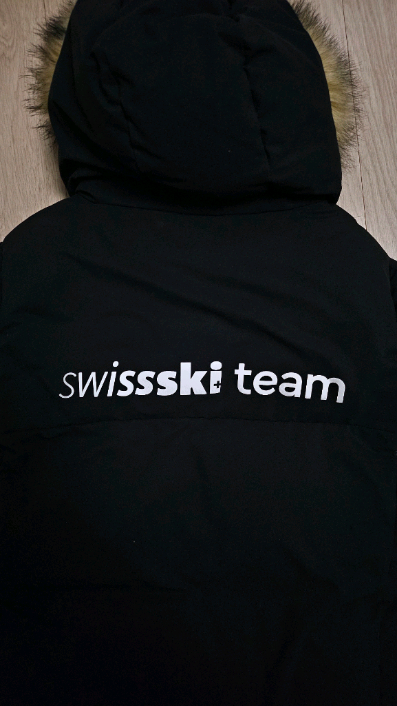 [M]데상트 아우디 스위스스키 롱패딩 극미증고 팝니다.--3