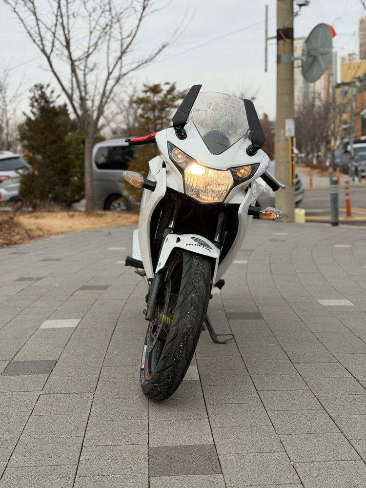 CBR125 14년식 21947km 이미지