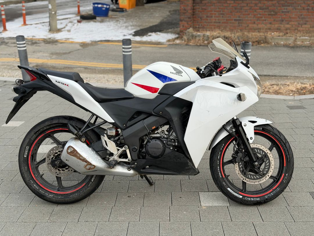 CBR125 14년식 21947km 이미지