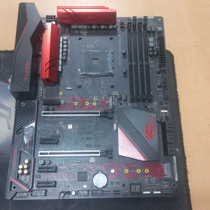 ASRock FATAL1TY X370 Gaming X 메인보드 팝니다.