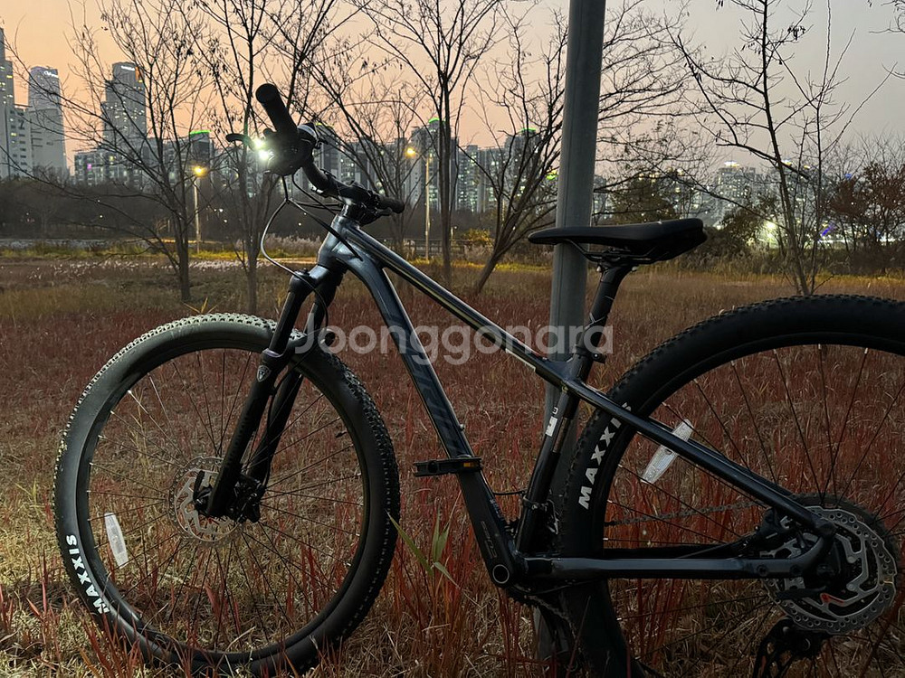 메리다 빅나인 500 출퇴근/입문용 상급 MTB 자전거 (급처분)--1