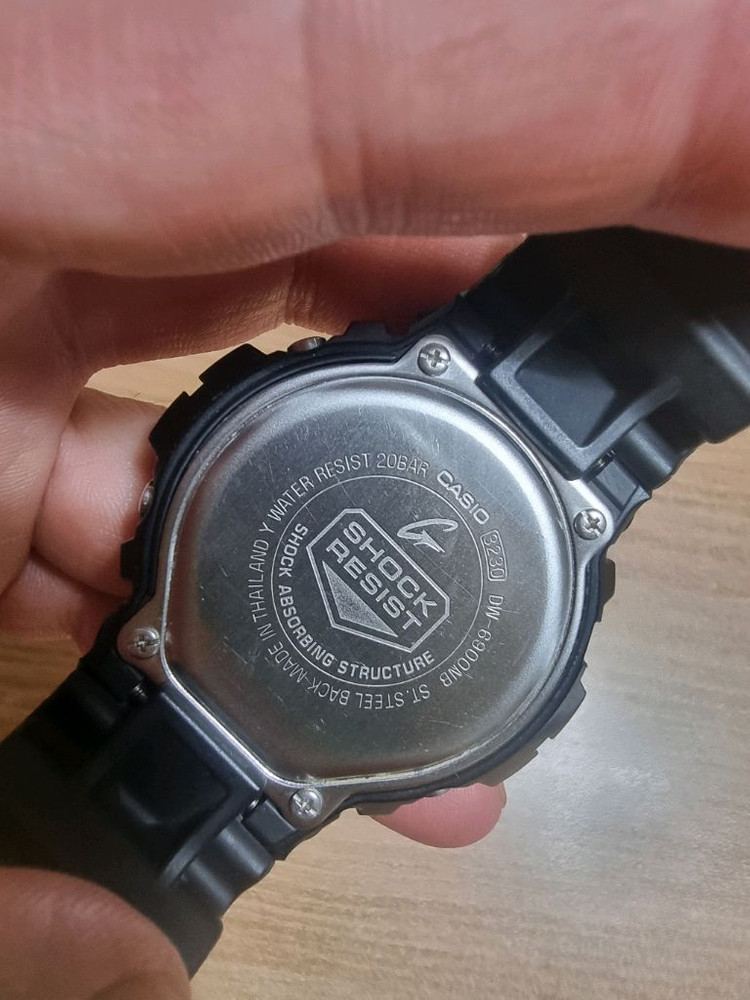 카시오 지샥 DW-6900NB-1DR 크레이지컬러 이미지