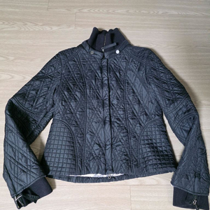 발렌티노 패딩 실크