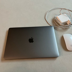 맥북프로 M1 13인치 16GB/512GB