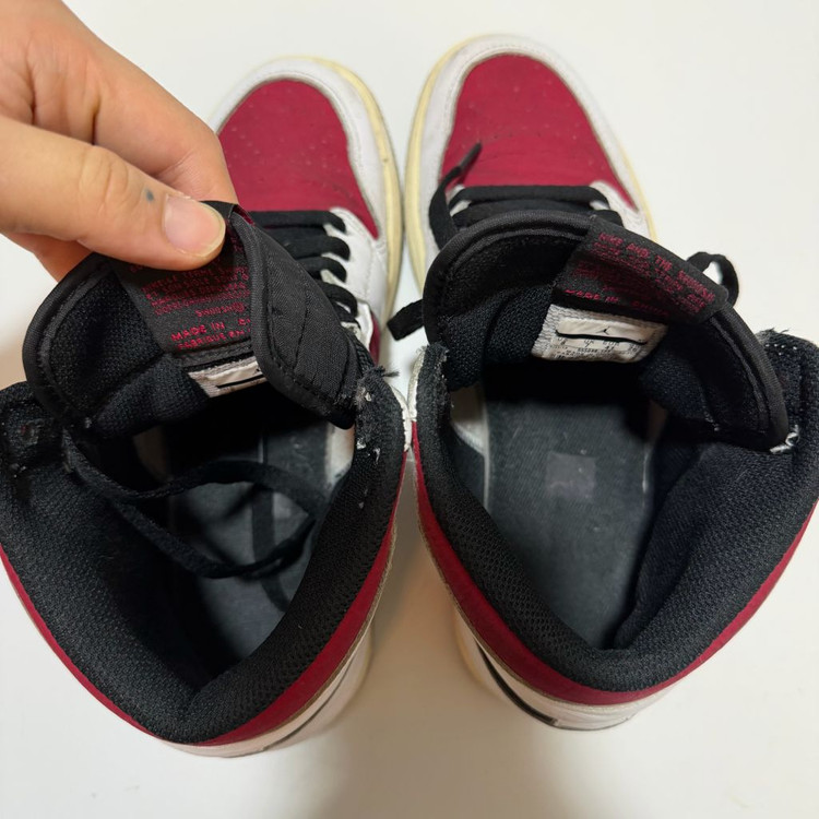 나이키 에어 조던 1 카마인 하이 260mm 이미지