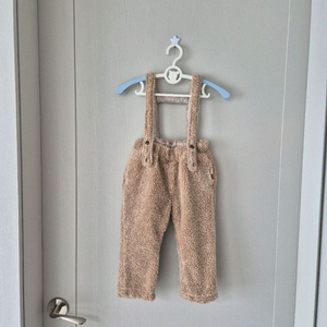 100) 유아 밍크뮤 뽀글이멜빵바지