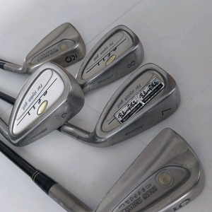 미즈노 골프채 일괄 이미지