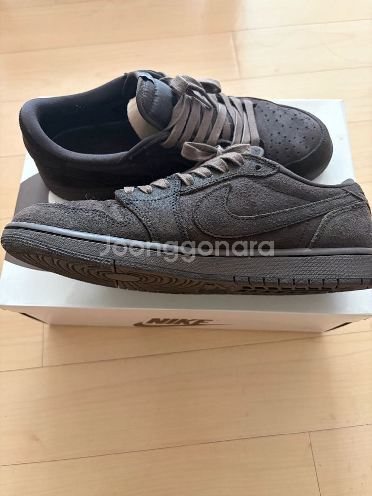 나이키 트래비스 스캇 벨벳 다크모아280판매합니다--1