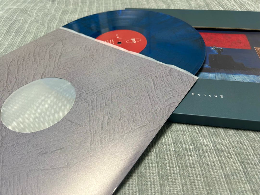 윤하 RescuE 6집 LP--1