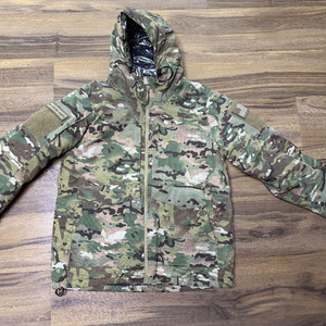 미착용 신품 멀티캠 열반사 내피 패딩 ( XL / 110)+패치 2개