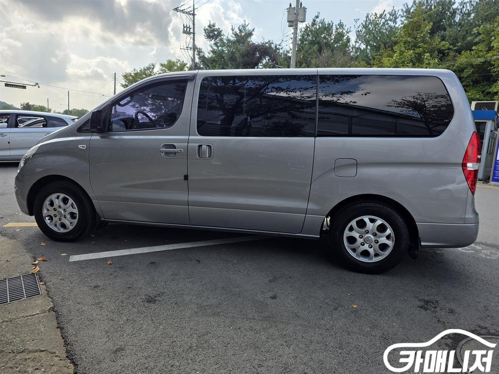 [현대]그랜드 스타렉스 밴 5인승 CVX 럭셔리 #2026년특가--3