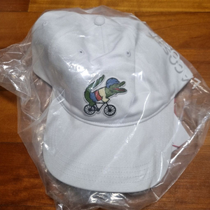 라코스테(Lacoste) 넷플릭스(Netflix) 기묘한이야기 콜라보레이션 볼캡(야구모자)