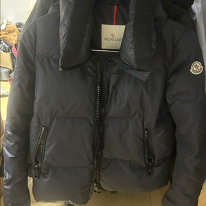 몽클레어 여성패딩 s