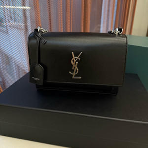 입생로랑 미디엄백 크로스백 은장