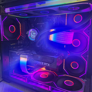 라이젠7 7800X3D RTX5070 본체 팝니다