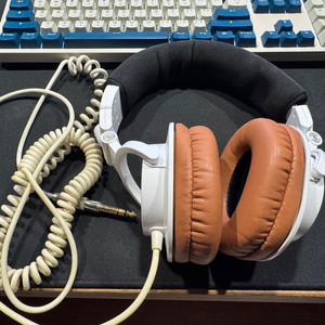 오디오테크니카 ATH-M50 판매합니다