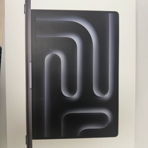 맥북프로 M5 14인치 32GB 1TB 이미지