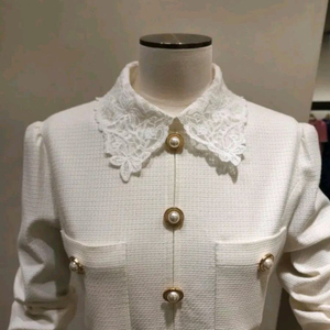 모조에스핀 레이스카라 원피스