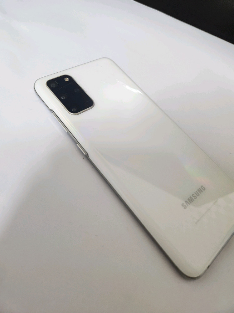 갤럭시S20플러스 아주깨끗 256기가--4