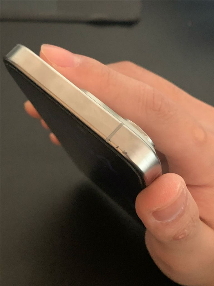 아이폰15프로 화이트 128기가--2